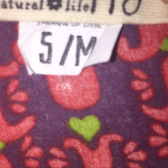 Live happy by natural life women’s shirt! - Picture 6 of 8